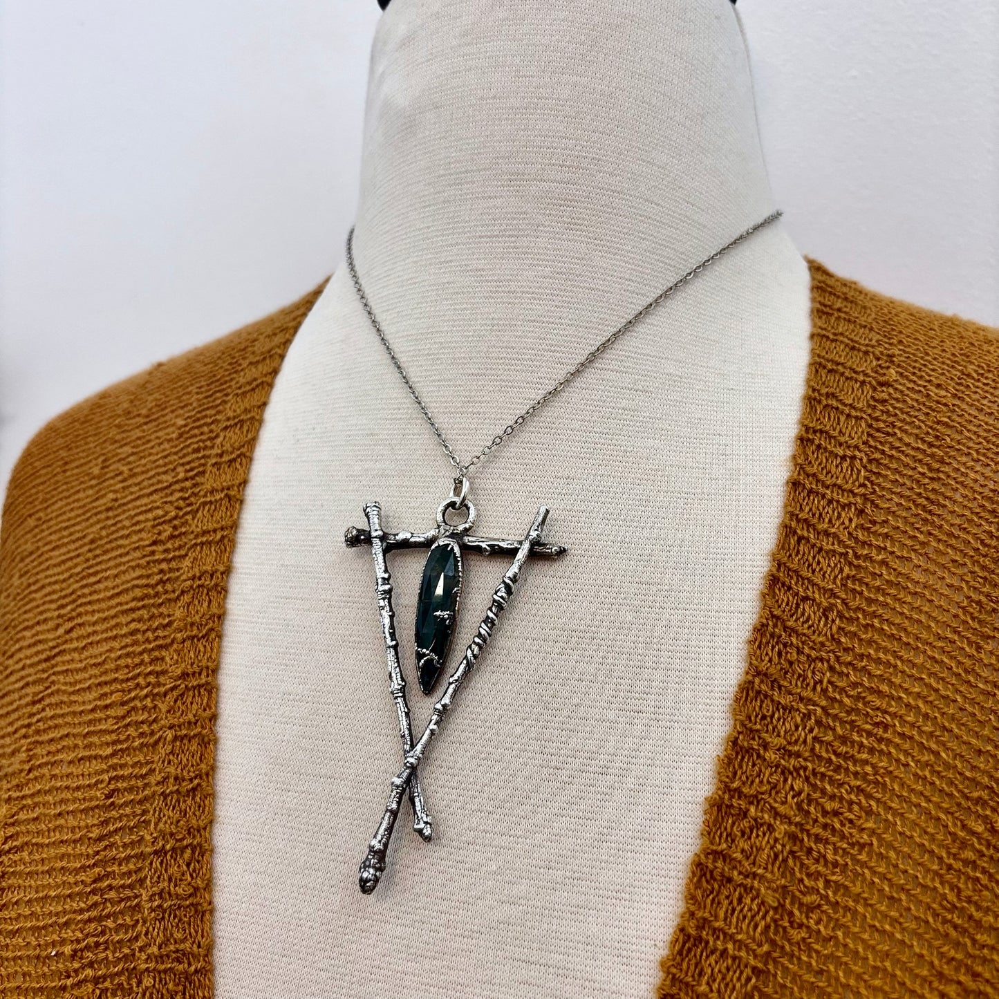Moss Agate Crystal Necklace in Silver / Sticks & Stones Collection