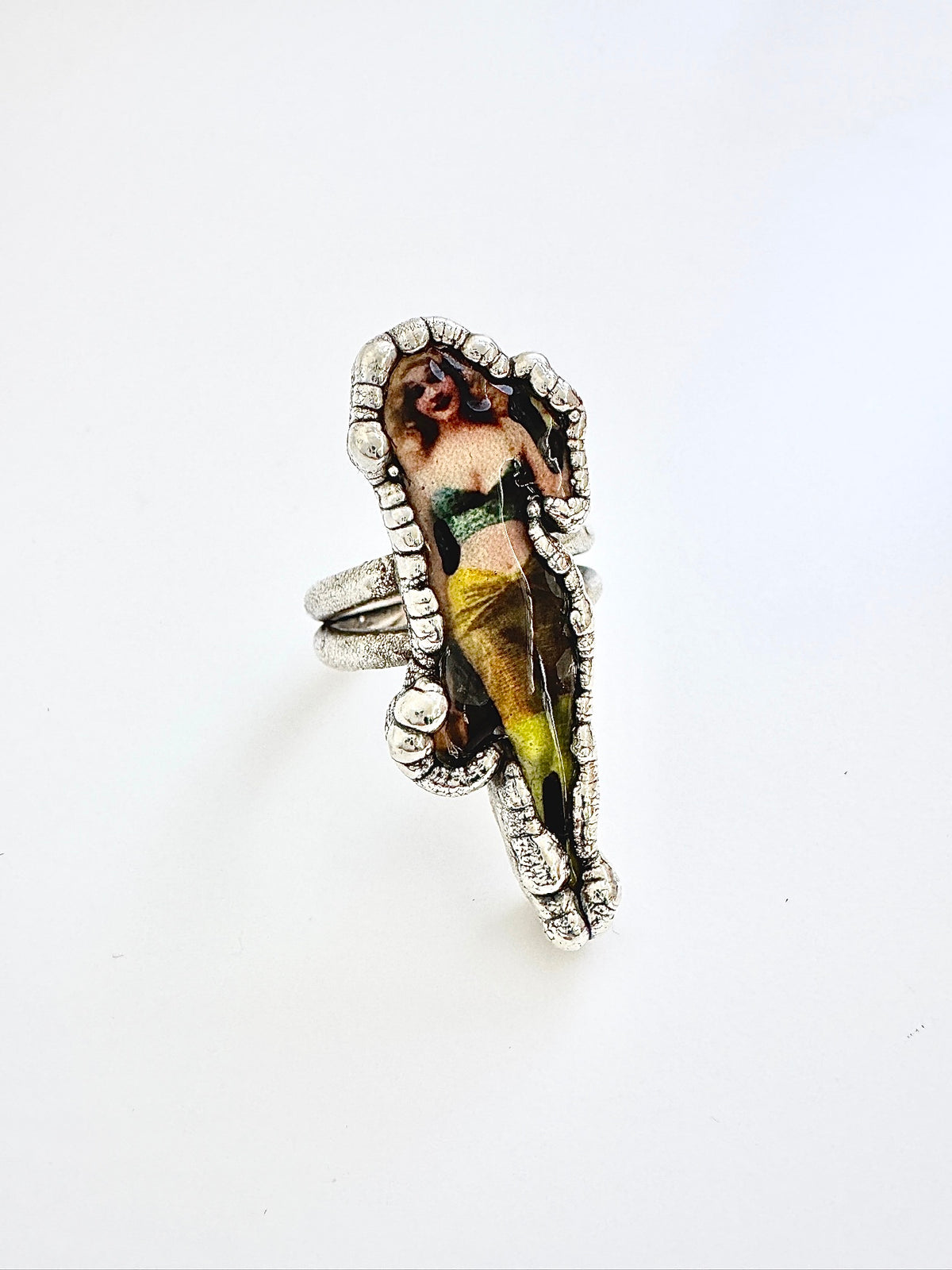 The Weirdlings Collection - Retro Pin-up Girl Ring | Size 9 | Fine Silver