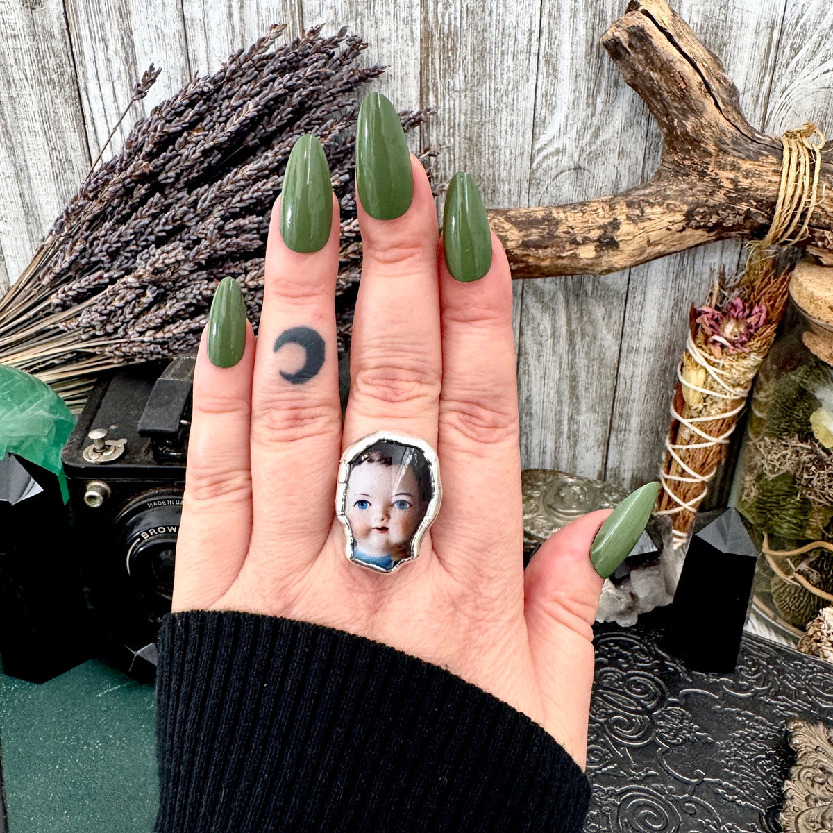 doll head statement ring, fine silver, size 11