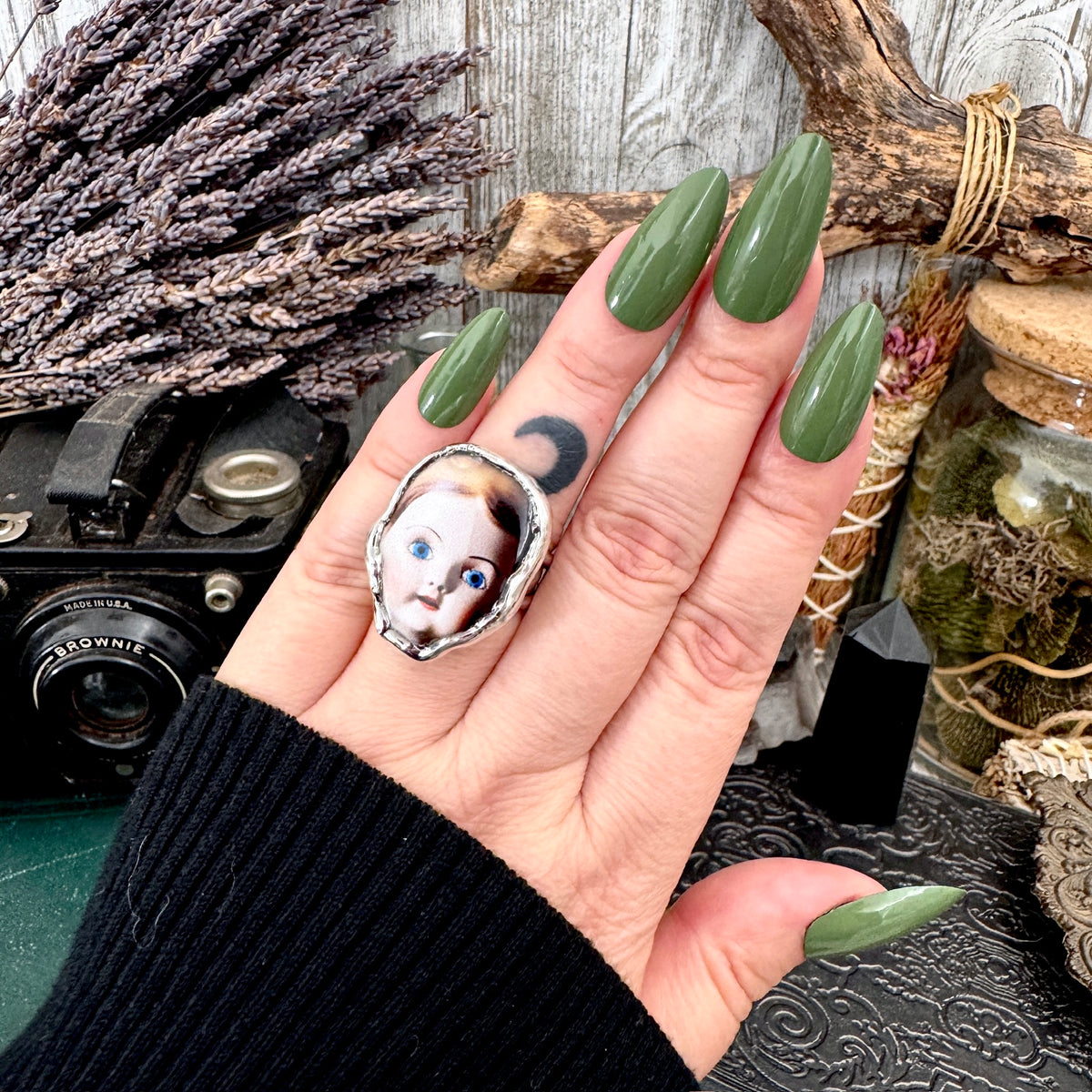 doll head statement ring, fine silver, size 7
