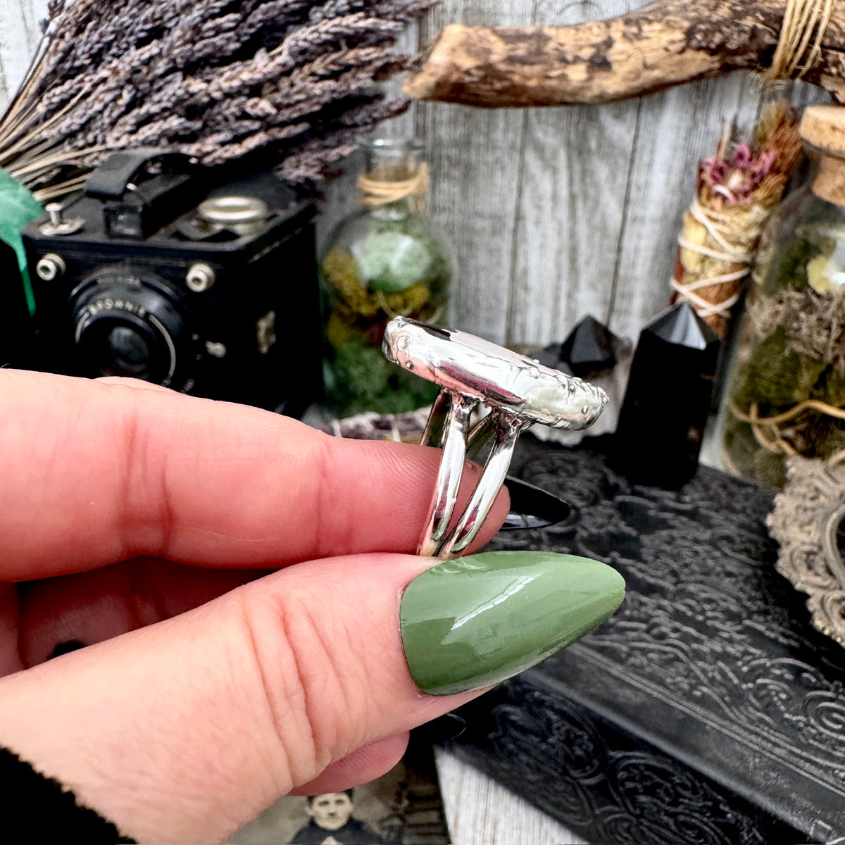 vamp doll statement ring, fine silver, size 8.5