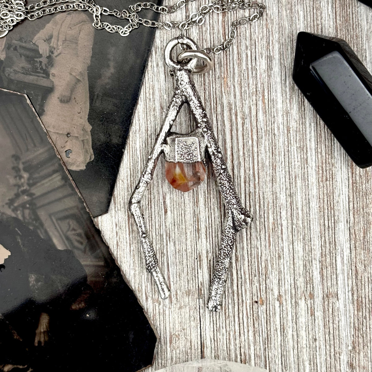 Silver Garden Quartz Crystal Necklace from FOXLARK's Sticks & Stones Collection with natural crystal sticks and silver chain.