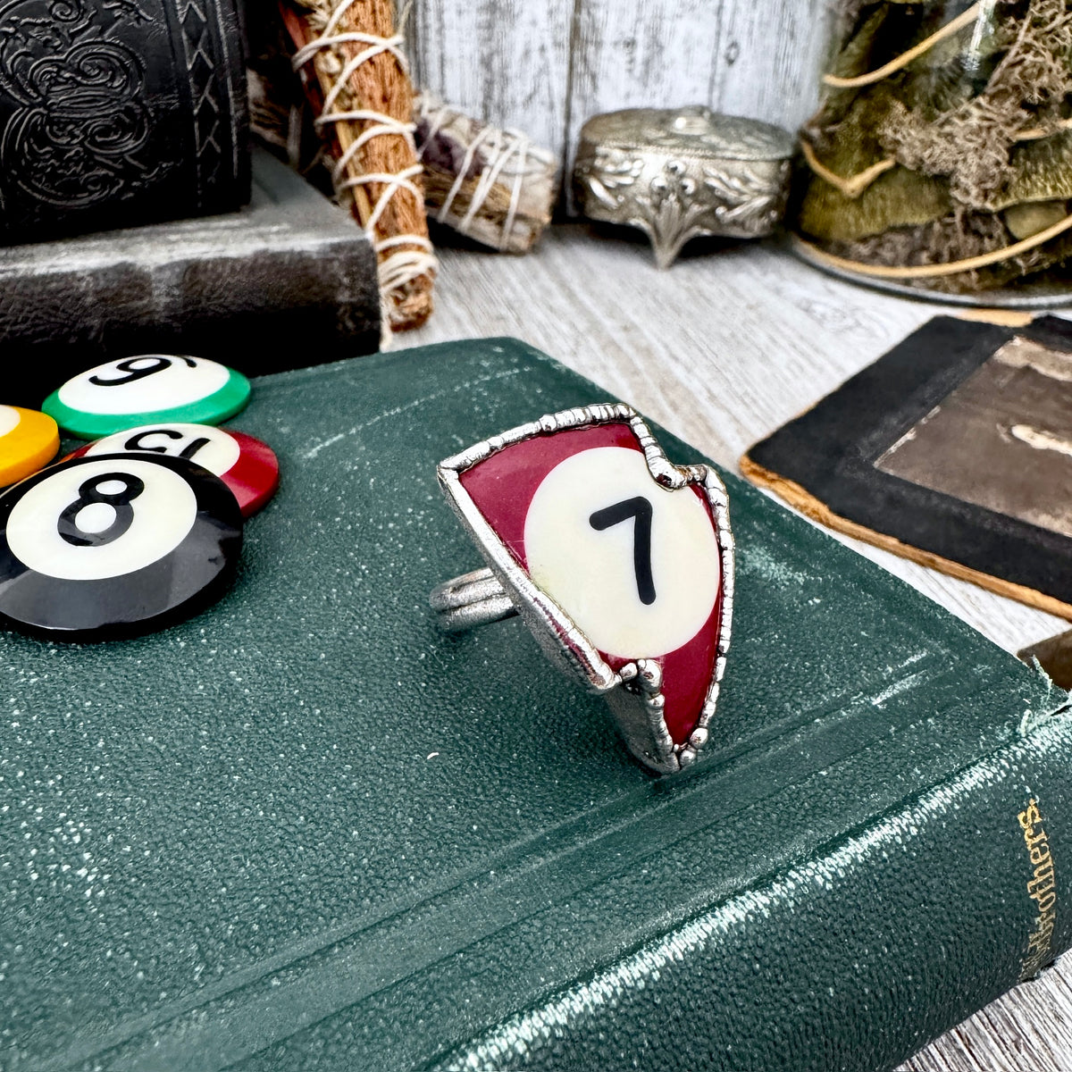 Vintage FOXLARK silver pool ball ring size 10 featuring a detailed pool ball design, perfect for game enthusiasts.