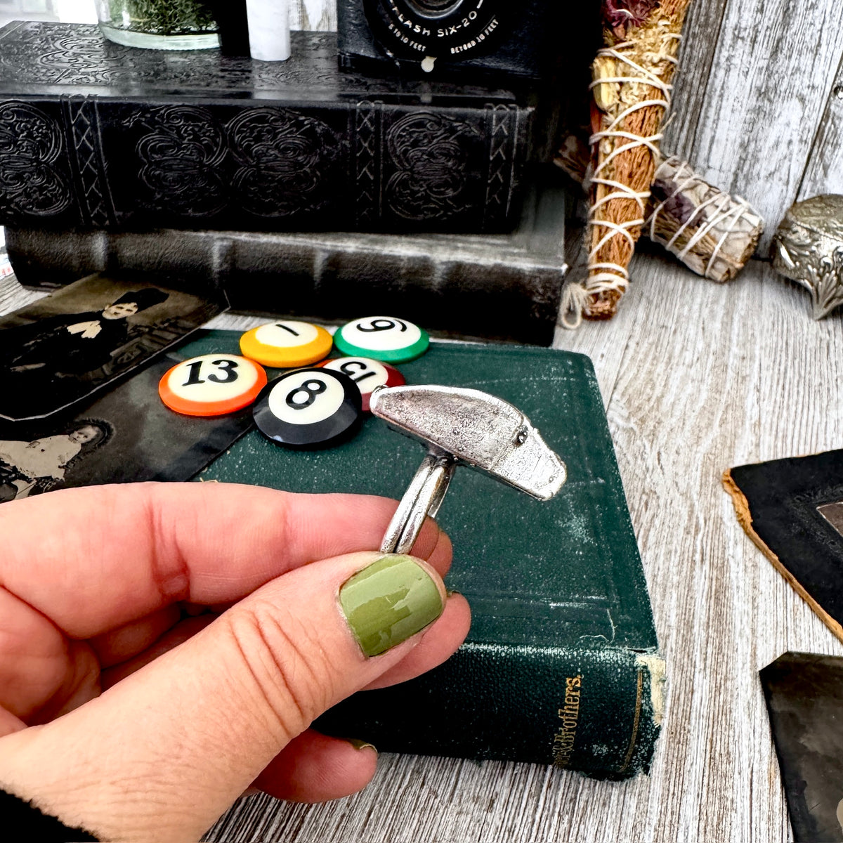 Vintage FOXLARK silver pool ball ring size 10 featuring game-themed design, crafted in fine silver, perfect for gaming and jewelry enthusiasts.