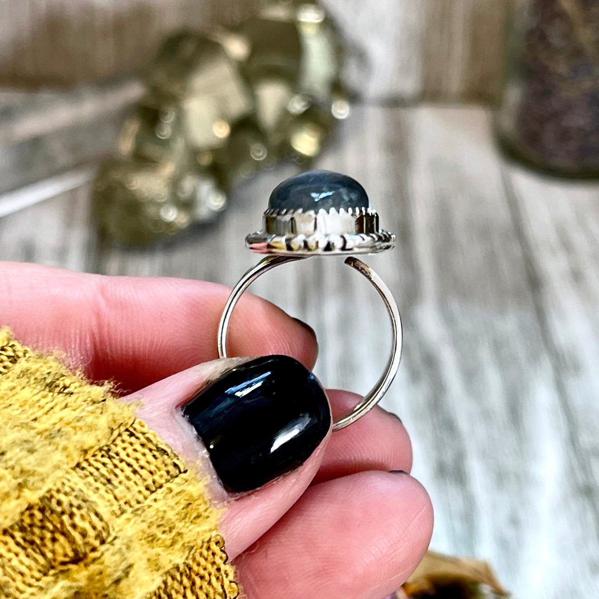 FOXLARK sterling silver three stone crystal ring featuring rainbow moonstone and labradorite, adjustable size 6-9.