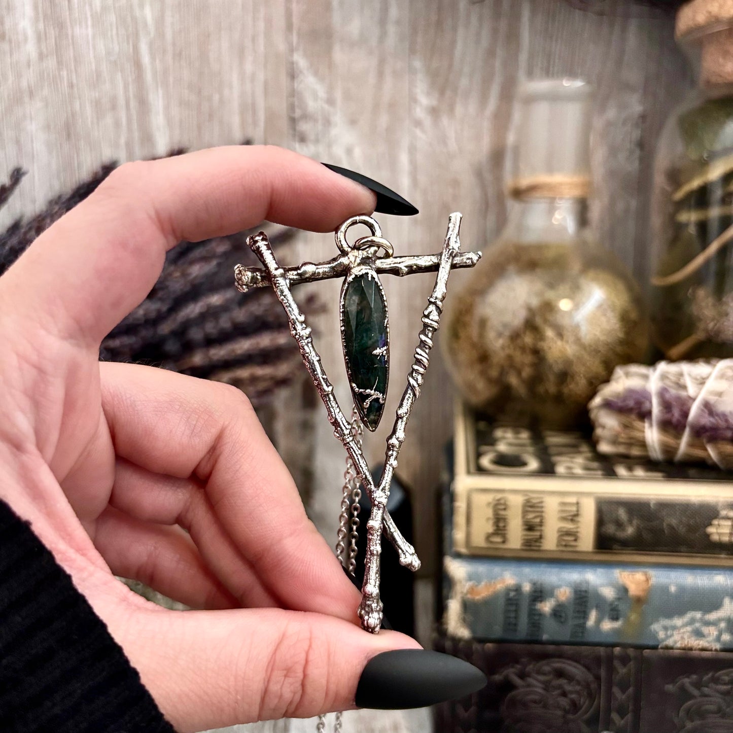 Moss Agate Crystal Necklace in Silver / Sticks & Stones Collection