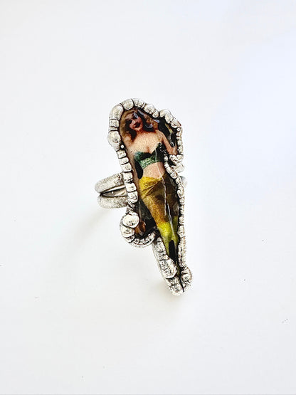 The Weirdlings Collection - Retro Pin-up Girl Ring | Size 9 | Fine Silver