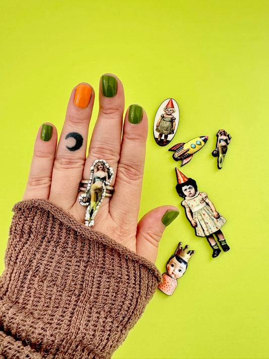 The Weirdlings Collection - Retro Pin-up Girl Ring | Size 9 | Fine Silver