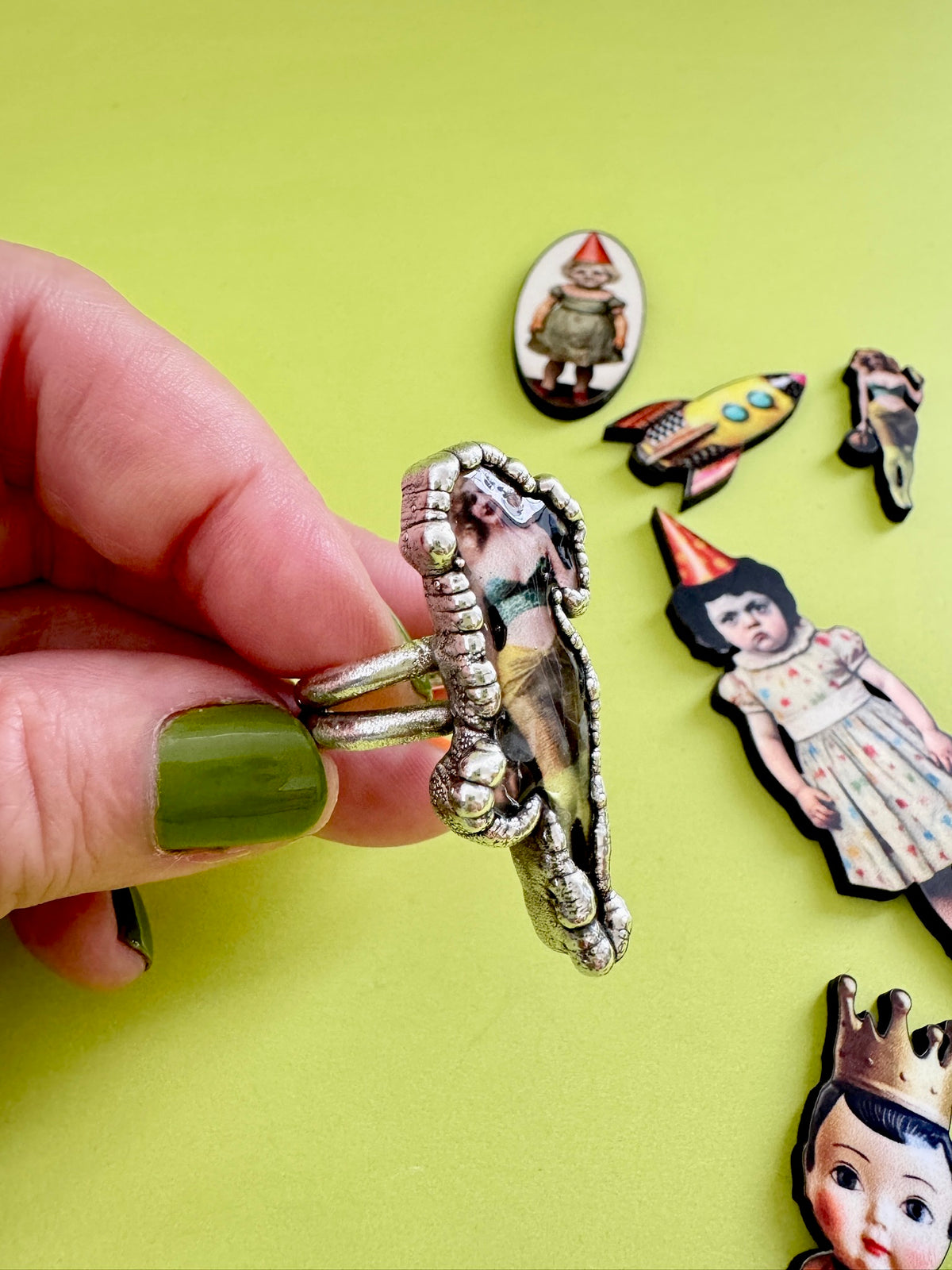 The Weirdlings Collection - Retro Pin-up Girl Ring | Size 9 | Fine Silver