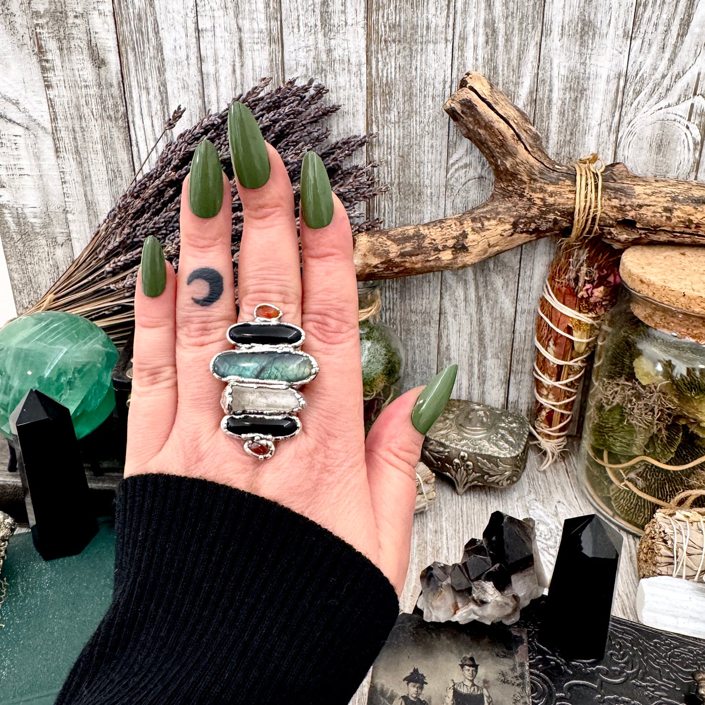 Multi Stone Carnelian Black Onyx Clear Quartz & Labradorite Ring In Fine Silver Size 9 / Foxlark Collection