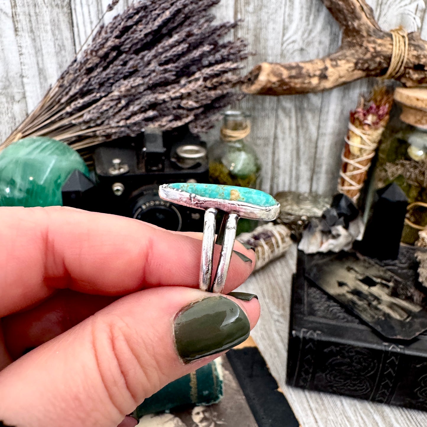 Handmade Tibetan Turquoise Ring in Fine Silver / Size 7 8 9 / Foxlark Collection FOXLARK
