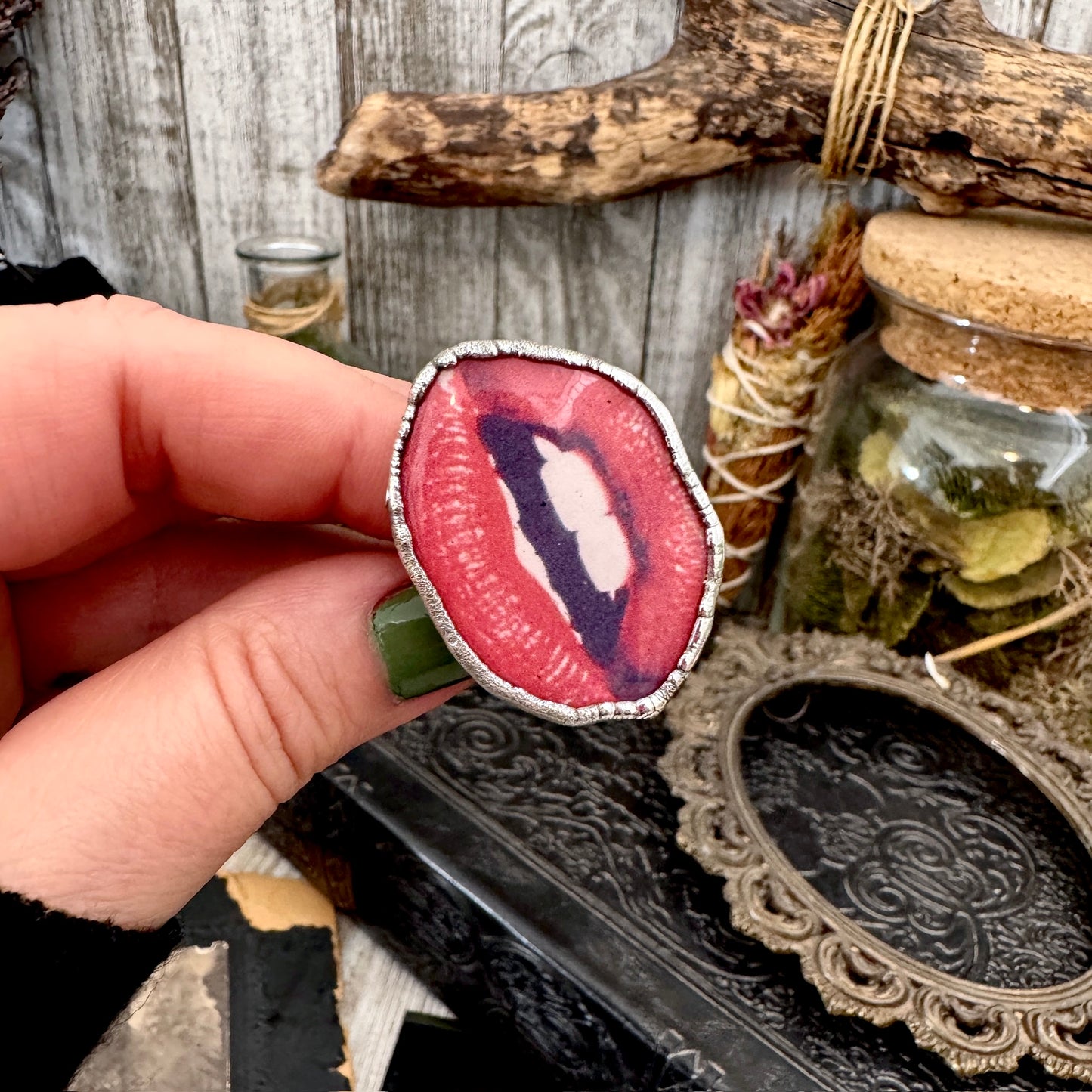 Vintage Lips- Fine Silver Ring Size 10.5 The Paper Projects Collection / One of a Kind