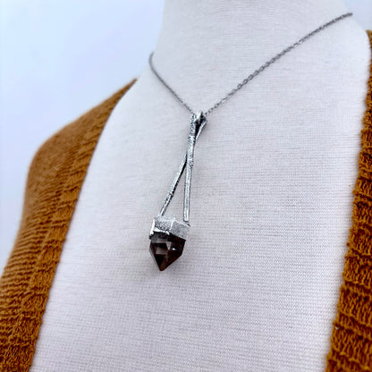 Included Quartz Crystal Necklace in Silver / Sticks & Stones Collection