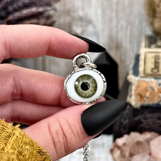 Green Iris Eye Necklace Fine Silver / Foxlark Collection - One of a Kind