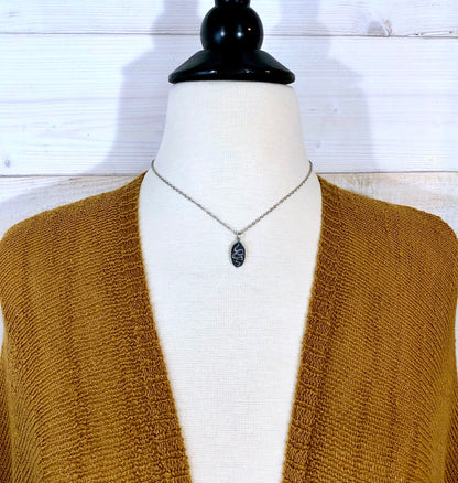 Tiny Taliman Collection - Sterling Silver Snake Pendant 18x10mm  /.