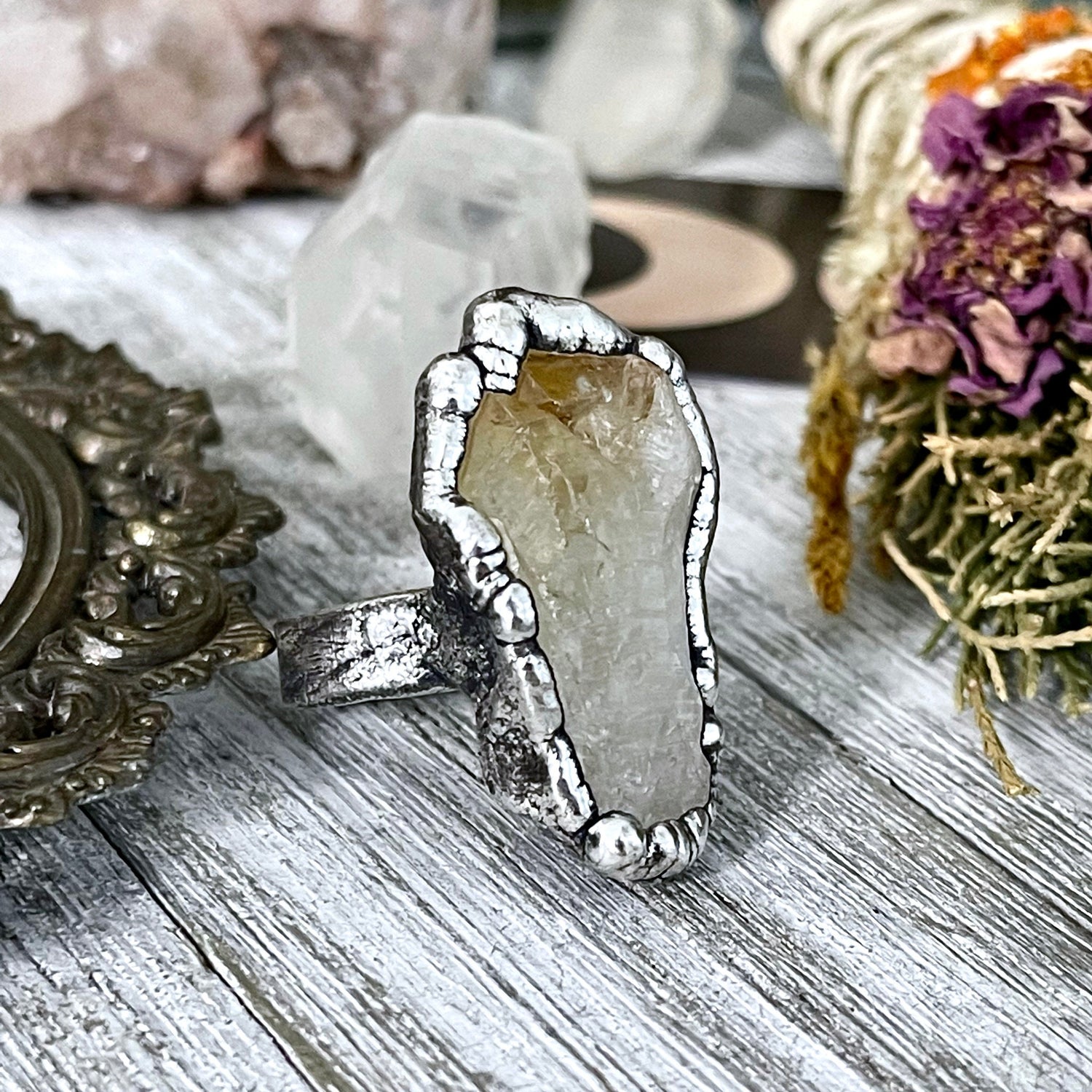Size 8 Raw Citrine Crystal Point Ring Set in Fine Silver / Foxlark Collection - One of a Kind