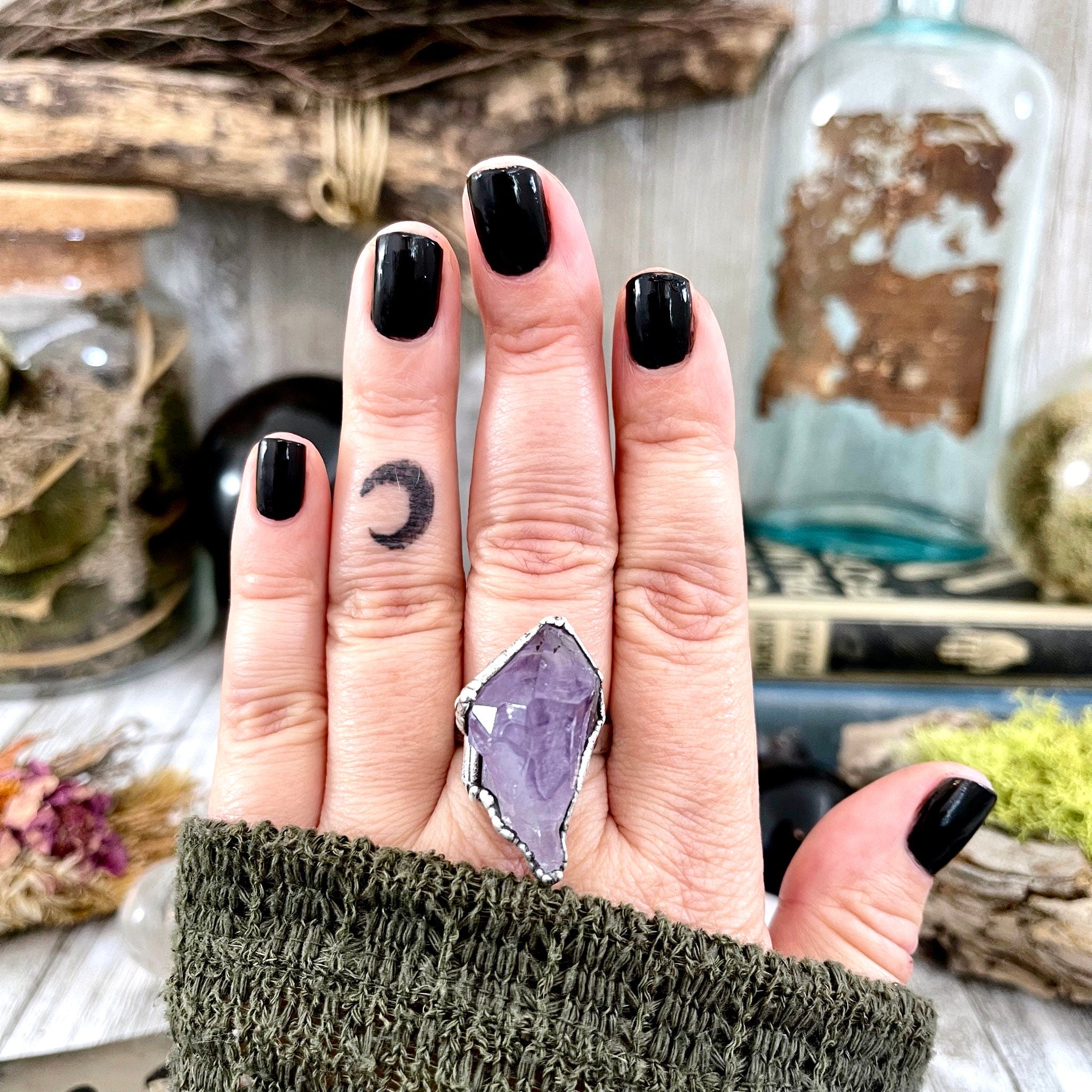 Amethyst and onyx ring 2025