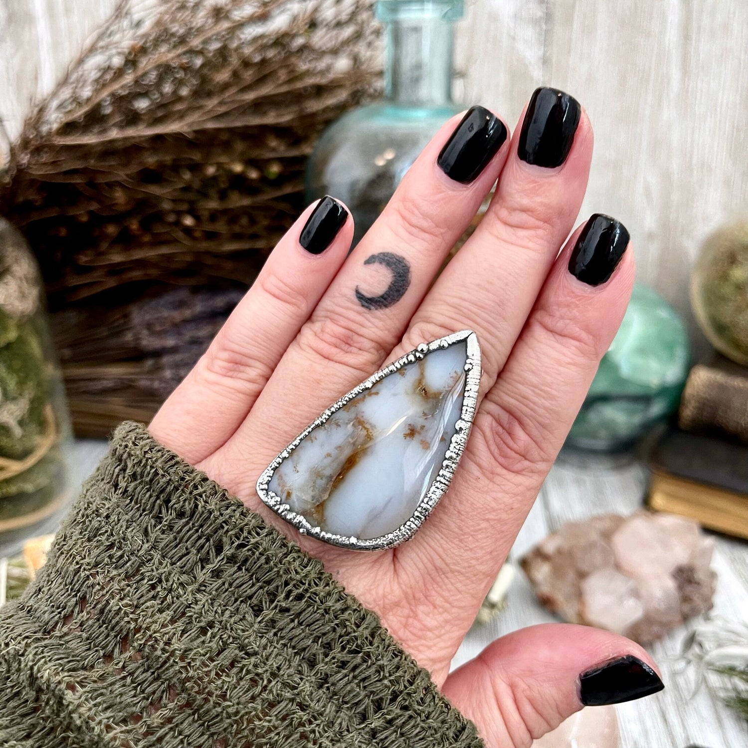 Size 8 Silver Montana Moss Agate Statement Ring / Large Crystal Bohemian Dendritic Agate Ring