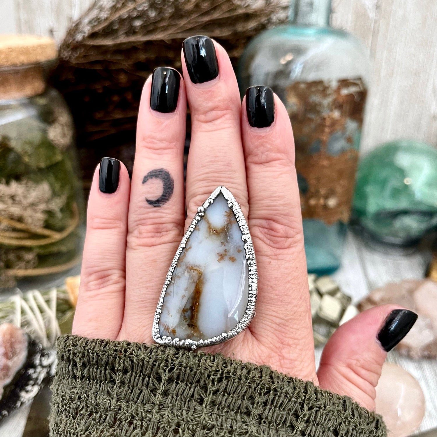 Size 8 Silver Montana Moss Agate Statement Ring / Large Crystal Bohemian Dendritic Agate Ring