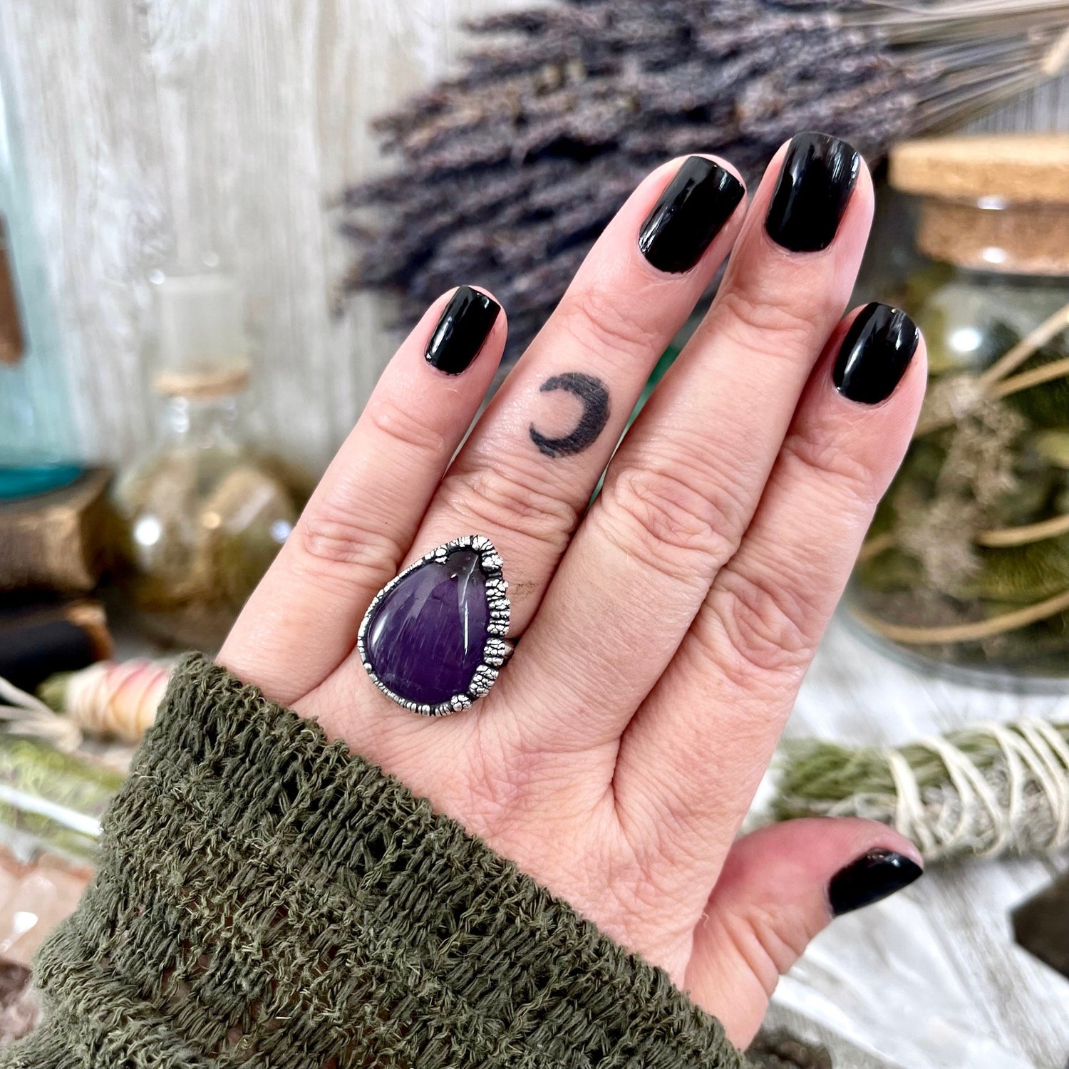 Size 7 Purple Amethyst Teardrop Gemstone Crystal Ring Set in Fine Silver / Foxlark Collection - One of a Kind / Gothic Jewelry