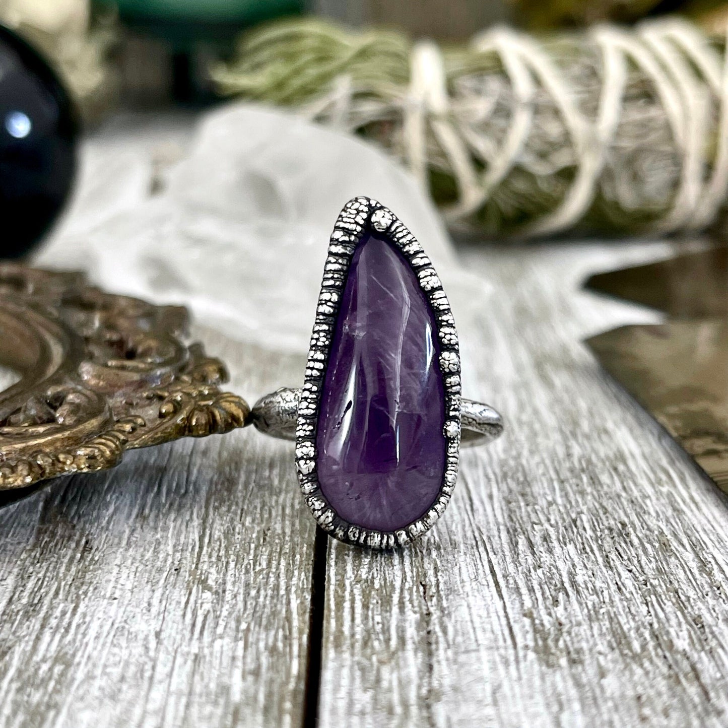 Size 8 Purple Amethyst Gemstone Crystal Ring Set in Fine Silver / Foxlark Collection - One of a Kind / Gothic Jewelry
