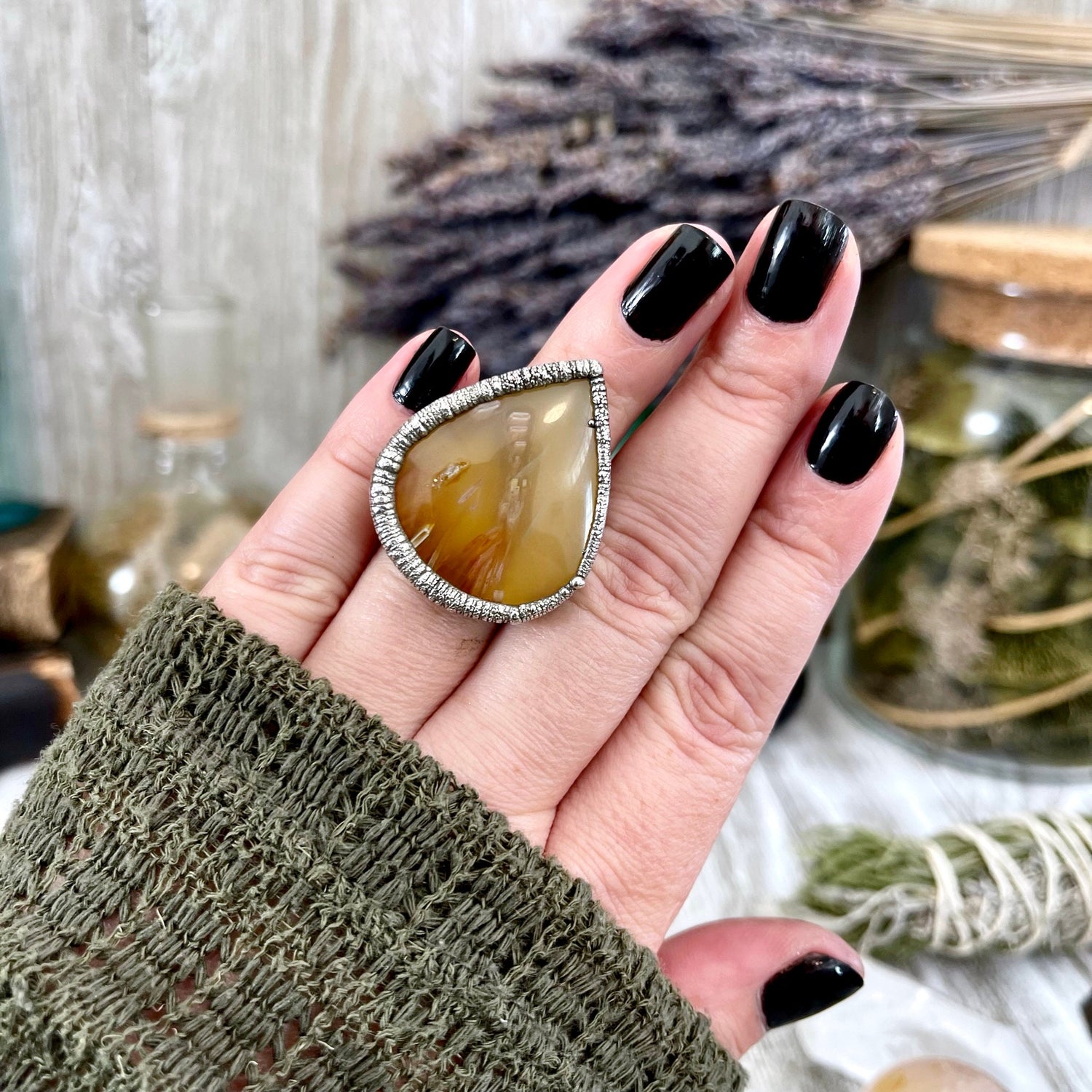 Size 6 Tube Agate Statement Ring Set in Fine Silver / Foxlark Collection - One of a Kind / Big Crystal Ring Witchy Jewelry / Gothic Jewelry