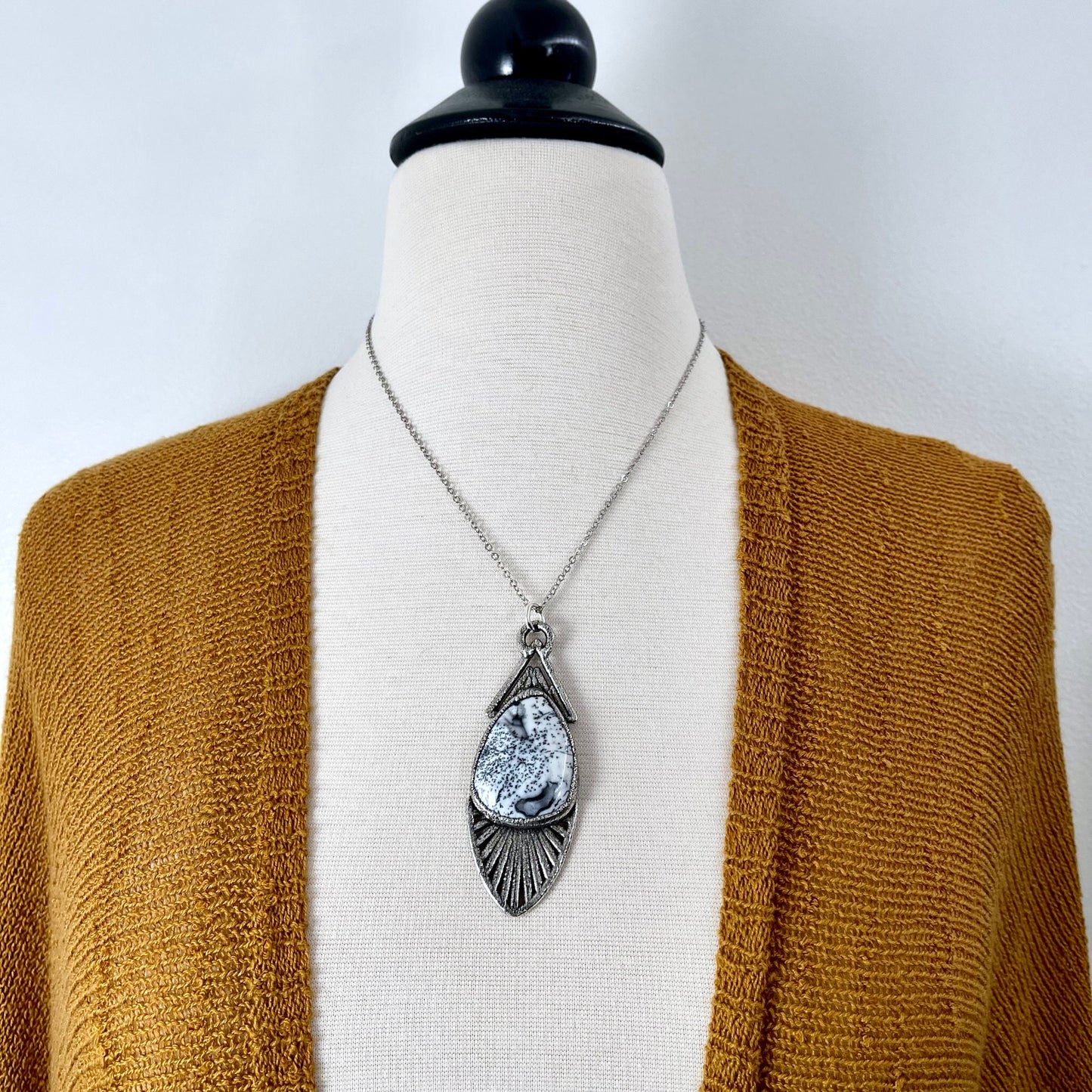 Big Crystal Necklace, Big Stone Necklace, Bohemian Jewelry, Crystal Necklaces, Etsy ID: 1556757320, Foxlark Alchemy, FOXLARK- NECKLACES, Gothic Jewelry, Jewelry, Large Crystal, Large Raw Crystal, layering necklace, Necklaces, Raw crystal jewelry, raw crys